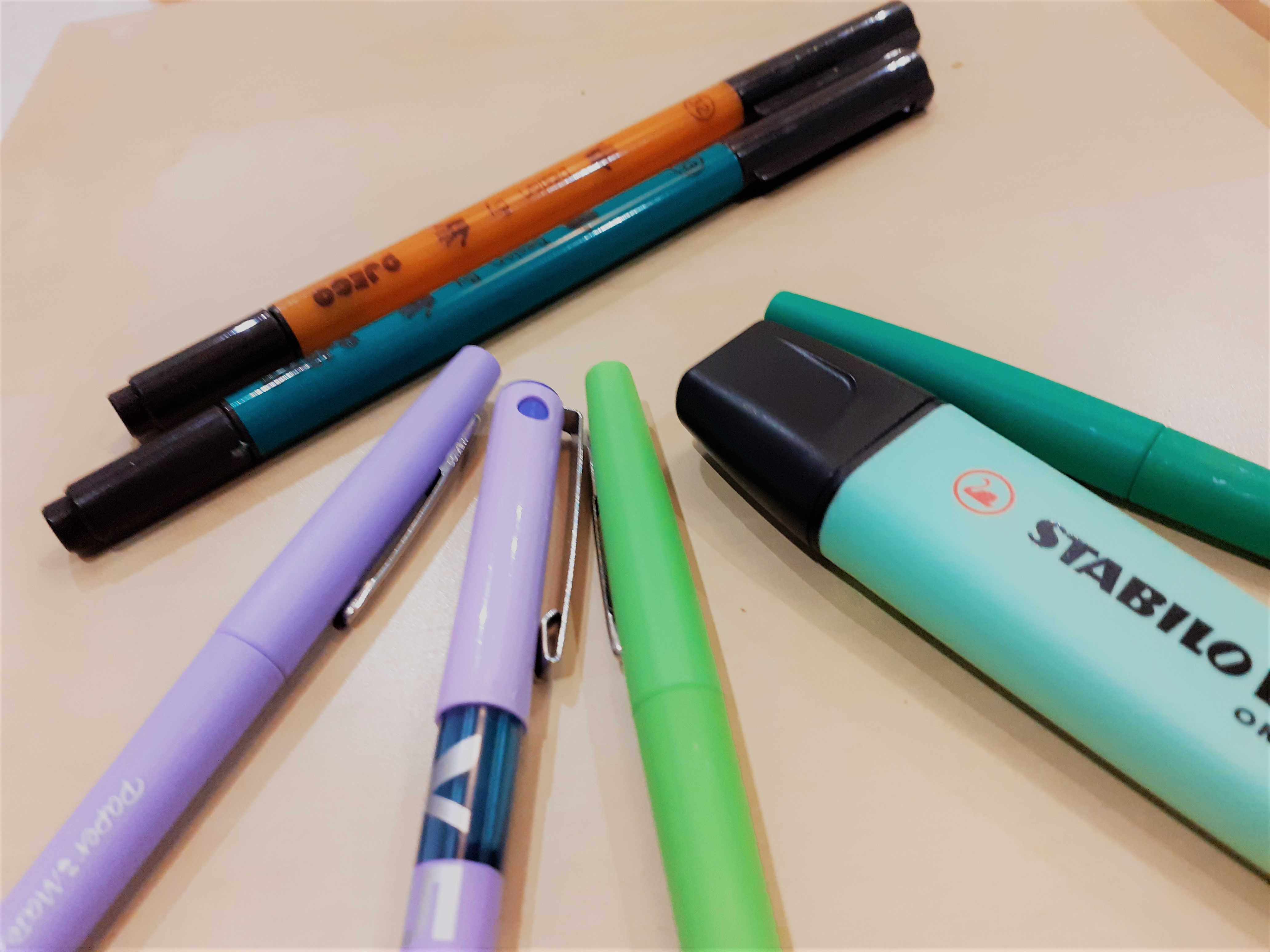 Assortiment de crayons